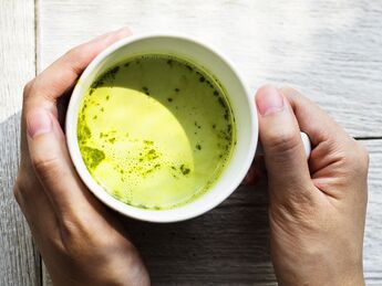 Leave the Matcha Slim steep and drink before eating