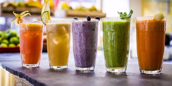 Delicious smoothies prepared according to the rules for weight loss and body cleansing